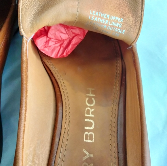 Tory Burch Brown Leather Loafers with Gold Accents - Picture 3 of 14